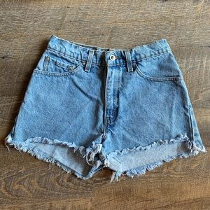 Vintage Levi SilverTab cutoffs